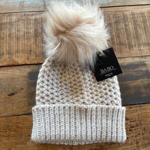 NEW Chunky Knit Beanie with Faux Fur Pom